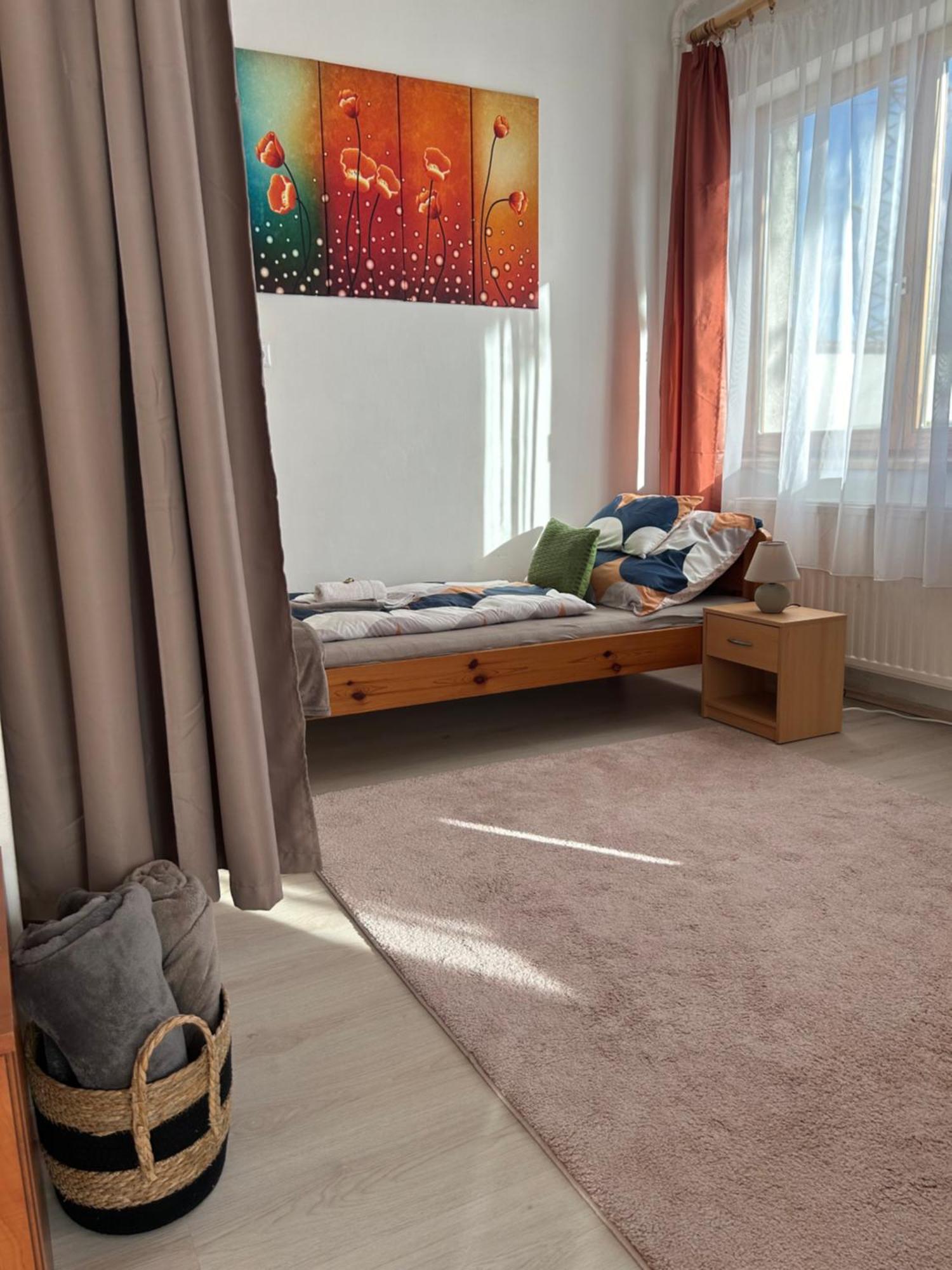 Tavaszpart Vendeghaz Apartment Szeged Exterior photo